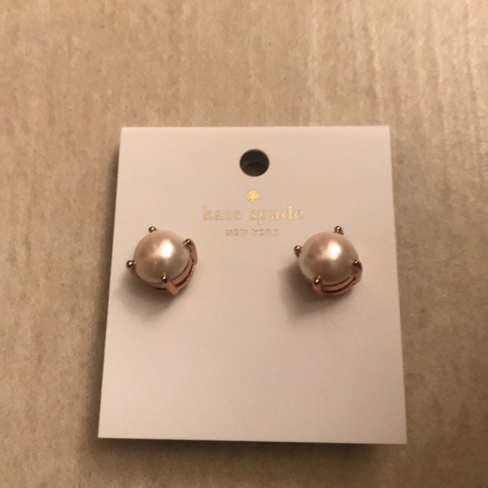 Kate spade pearl earrings Brand new never worn